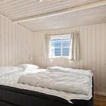 Lovely In Bjert With Kitchen Feriehus *