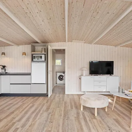 Lovely In Bjert With Kitchen *