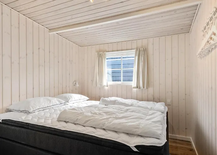 Lovely In Bjert With Kitchen 度假居 *