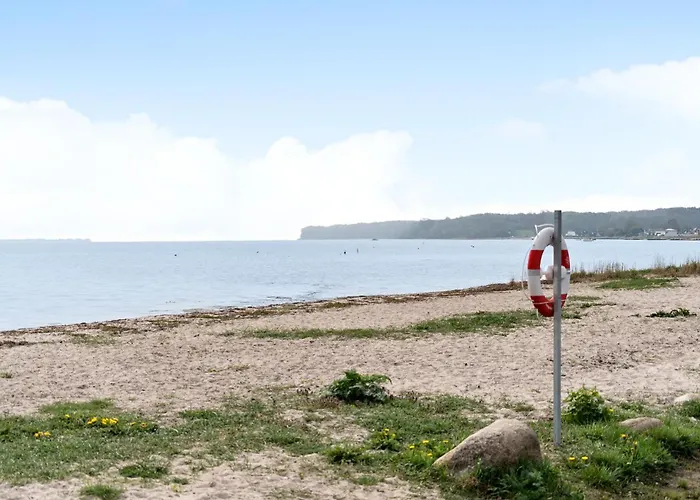 Lovely In Bjert With Kitchen *